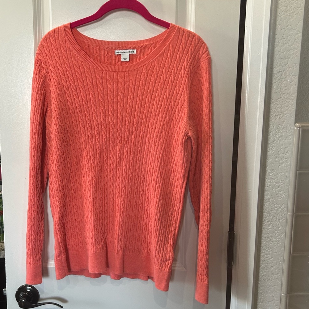 Coral Lightweight cable knit sweater